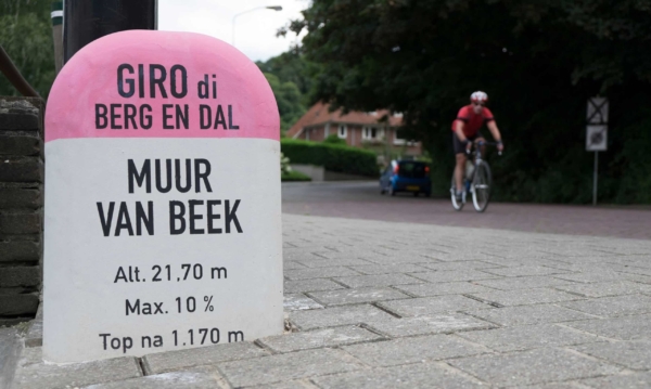 Giro di Berg en Dal